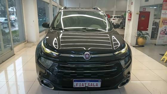 FIAT TORO 2.4 16V MULTIAIR FLEX FREEDOM AT9 FIAT TORO 2.4 16V MULTIAIR FLEX FREEDOM AT9